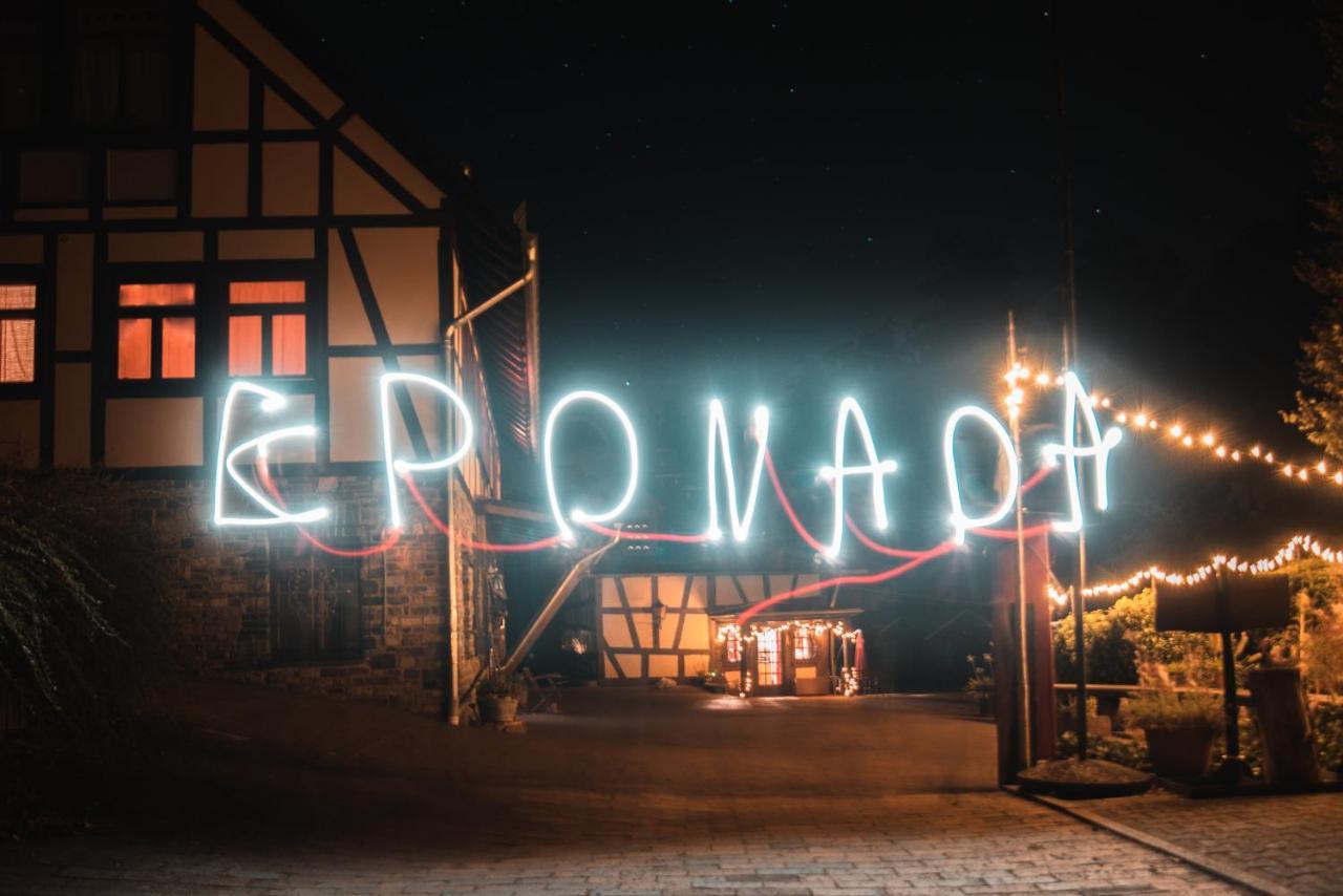 Gastehaus Eponada Villa Weisel Luaran gambar